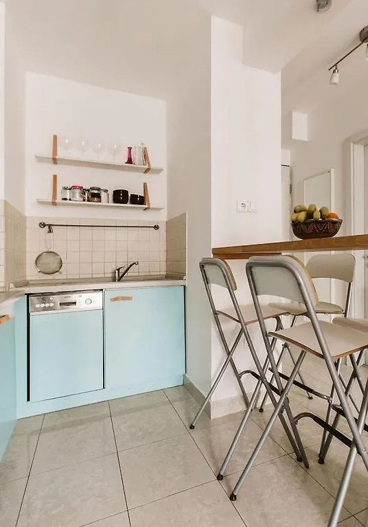 Stylish Studio Downtown Apartment Budapest Homestay